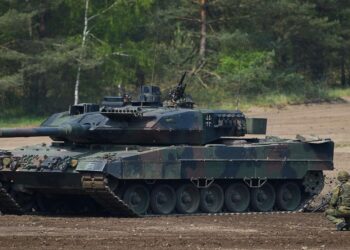 SHBA dhe Gjermania dërgojnë tanke luftarake në Ukrainë