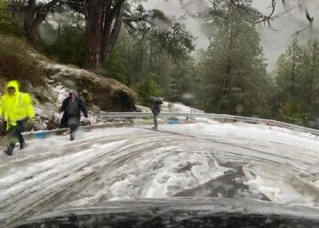 Moti i keq, ARRSH: Gjendja e stabilizuar, apel shoferëve, kujdes të shtuar në zonat problematike