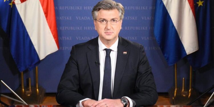 Kryeministri kroat kritikon ashpër presidentin Milanoviç: Kosova shtet i pavarur!