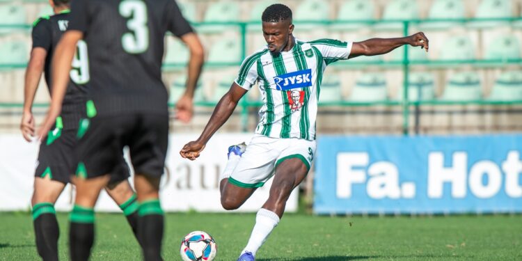 Partizani dhe Trepça arrijnë akordin. Ky është sulmuesi nigerian i cili do të zvëndësoj Skukën