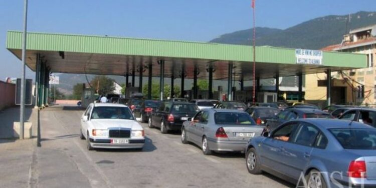 I shpallur në kërkim ndërkombëtar për mashtrim të rëndë, arrestohet në Morinë 25 vjeçari