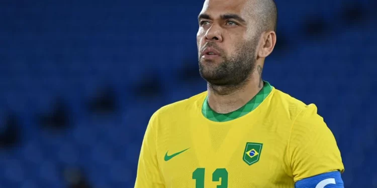 Dani Alves nuk i shpëtoi dot arrestimit të policisë pasi akuzohet për ngacmim seksual ndaj një femre