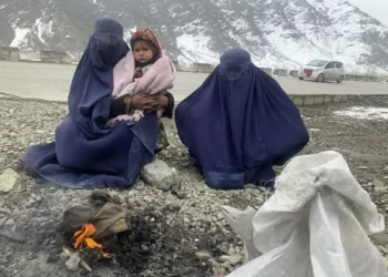 Krizë humnitare! Acari “mbërthen” Afganistanin, 70 persona vdesin në një javë