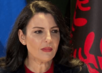 Përfitojnë 20 mijë familje”/ Balluku: 8 milionë euro subvencione për panele