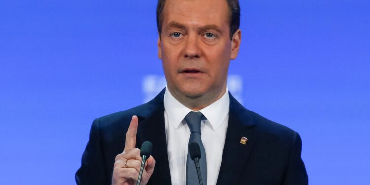 Aleati i Putinit bën deklaratën e fortë: Kryeministri Japonez është agjent i Amerikanëve