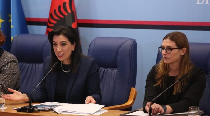 Ministria e Arsimit ndryshon rregulloren për Maturën Shtetërore, Kushi jep detajet