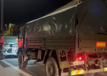 Në vështirësi nga përmbytjet, Shqipëria dërgon Forcat e Armatosura në Kosovë