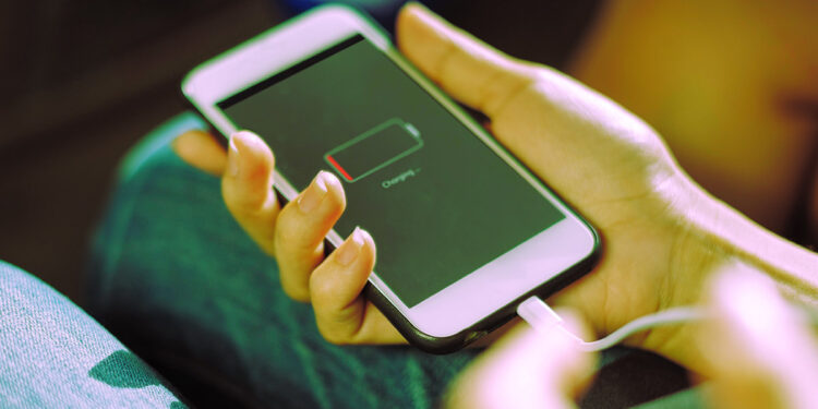 Të shqetësuar që iPhoni juaj nuk mban bateri? Tashmë ka një zgjidhje për këtë