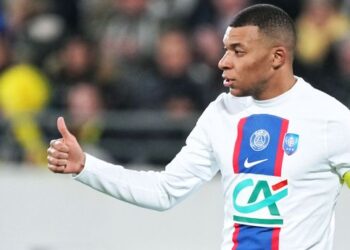 Asnjë si ai te PSG, Mbappe shkruan historinë!