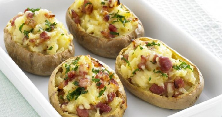 Receta e ditës, patate të mbushura me proshutë pule dhe djathë gorgonxola