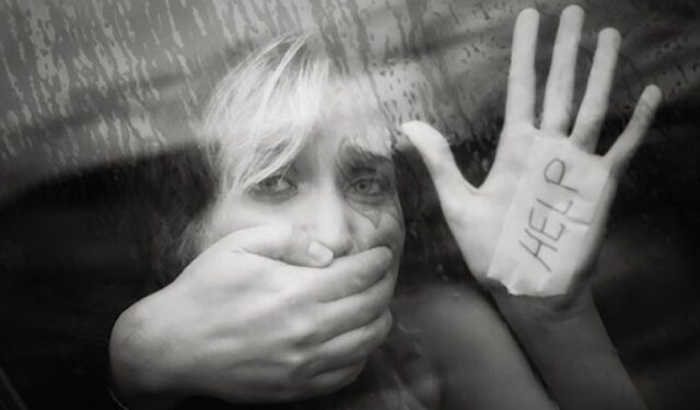 Skandal/ Dënohet me 4.5 vite burg biznesmeni grek që abuzoi seksualisht me të miturën shqiptare, praktikante në kompaninë e tij