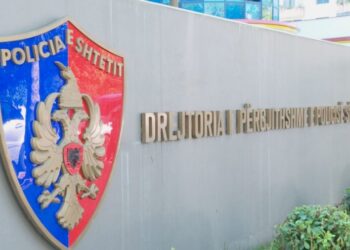 “Me rrezikshmëri të lartë kriminale”, reagon policia për arrestimin e dy të rinjve në Spanjë: Do ekstradohen në Shqipëri