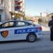 Gjirokastër/ Transportonte 9 emigrantë klandestinë dhe nuk iu bind urdhërit për ndalim, arresohet 24 vjeçari