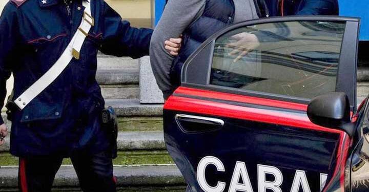 Udhëtonte në tren me 2 kilogram drogë, arrestohet 39- vjeçari në Itali