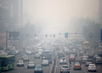 Nuk është mjegull por ajri i ndotur në Tiranë! Studimi: Niveli i ndotjes dyfish mbi standardet e BE-së