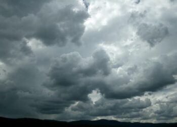 Vranësira dhe kthjellime, si parashikohet moti për sot