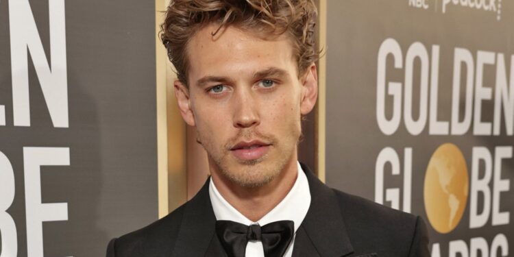 Austin Butler: Roli si Elvis Presley më ka dëmtuar kordat vokale