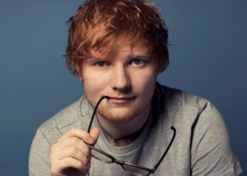 Këngëtari i famshëm shqetëson fansat me deklaratën e tij