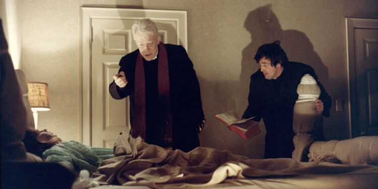 Eksorcizmi: Historia shekullore e dëbimit të së keqes