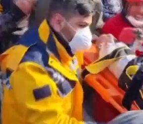 Mrekulli në mes gërmadhave, shpëtohet fëmija dy muajshe pas 128 orëve kërkim