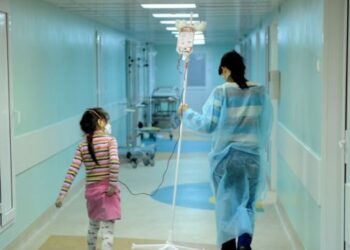 Epidemiologët: Shqipëria kaloi valën gripale, më pak pacientë në qendra shëndetësore