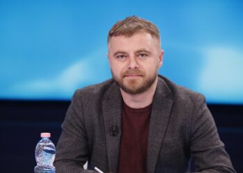 Kurti-Vuçiç sot në Bruksel, analisti: Takimi me peshë të madhe, por mungon transparenca