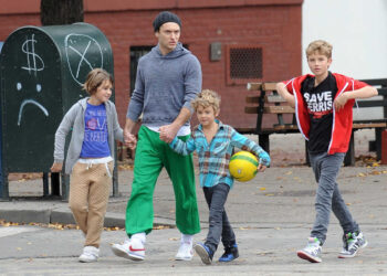 Nuk di të ndalet/ Aktori i njohur bëhet baba për herë të shtatë