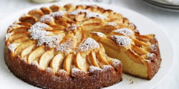 Receta e ditës, kek me mollë