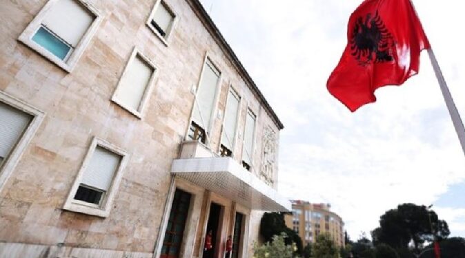 Shqipëria shpall sot ditë zie kombëtare në nderim të viktimave të tërmetit Turqi-Siri