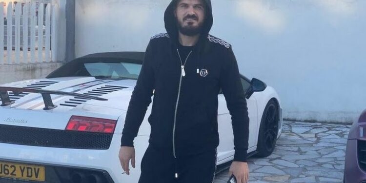 Pasuria e Aleks Vishaj, influencerit të Tik-Tok alarmon mediat Britanike