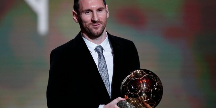 Goal: Messi pretendenti kryesor për Topin e Artë