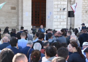 Sindikata pedagogëve paralamëron: Nesër protestë kombëtare