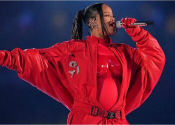 Rihanna konfirmon në mënyrën më të bukur shtatëzaninë e dytë