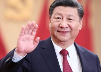 Xi Jinping ka mbërritur në aeroportin Vnukovo të Moskës.