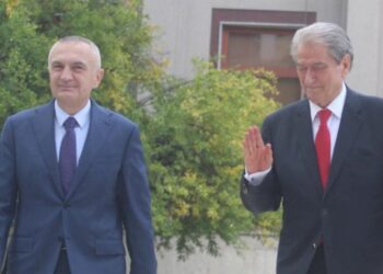 Mbyllet afati për dorëzimin e listave në KQZ, ja emrat e kandidatëve për Këshillat në disa bashki të koalicionit “Bashkë Fitojmë”