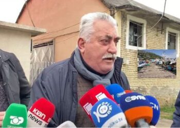 Punonjësit e portit të Shëngjinit në protestë, shkak mosmarrja  e pagave