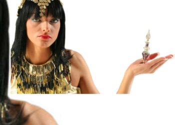 Zbulohet parfumi i Mbretëreshës Kleopatra? Ja çfarë thonë ekspertët…