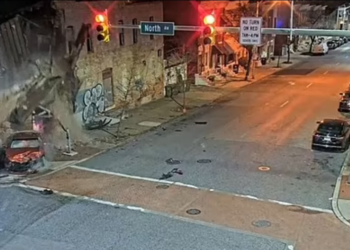 Aksident i frikshëm, në përndjekje nga policia, mjeti përplaset dhe shemb pallatin