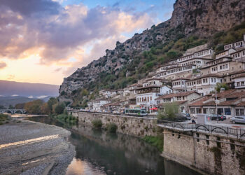 “TIMES” rendit Beratin si një ndër 50-vendet më të bukur në botë