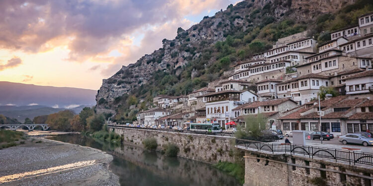 “TIMES” rendit Beratin si një ndër 50-vendet më të bukur në botë
