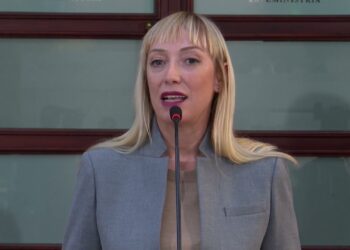 Fermerët e Devollit hodhën prodhimin në kanal dhe prenë pemët e mollëve, Krifca: Po punojmë që ky fenomen të zbutet