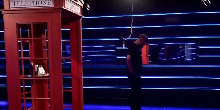 “ Ëndrra vazhdon ”, Luizi mer telefonatën dhe mesazhin që se priste nga nëna e tij