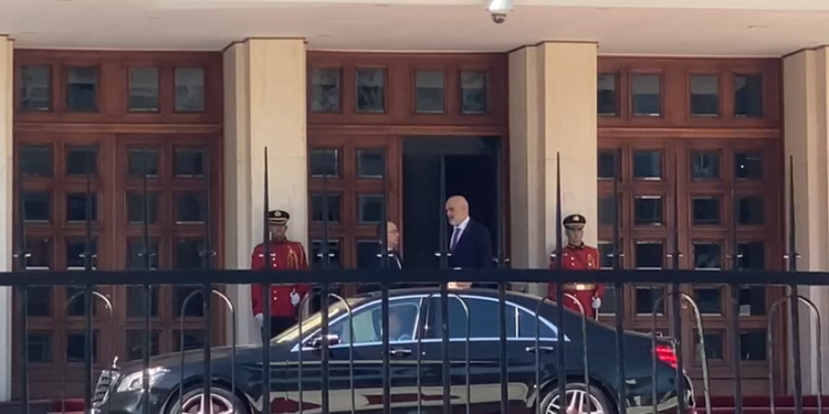 Rama dhe Begaj takim kokë më kokë në Presidencë