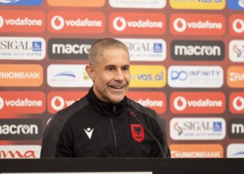 Sylvinho flet përpara Polonisë: Kemi parë 240 ndeshje, jemi gati