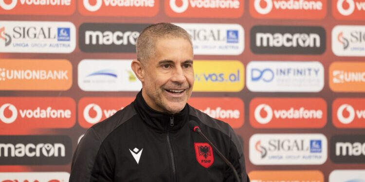 Sylvinho flet përpara Polonisë: Kemi parë 240 ndeshje, jemi gati