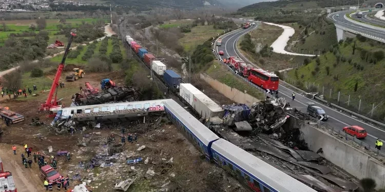Rritet bilanci në Greqi, 40 viktima, mbi 80 të plagosur mes tyre një 19-vjeçare shqiptare