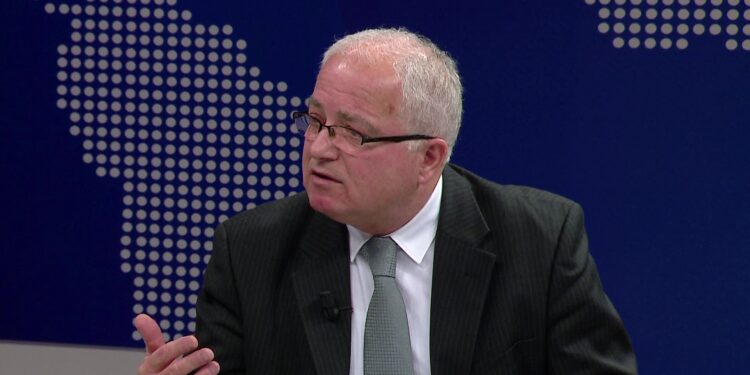 Edmond Spaho në Korçë: Nuk ka vulë dhe regjistrim që ndalin fitoren tonë