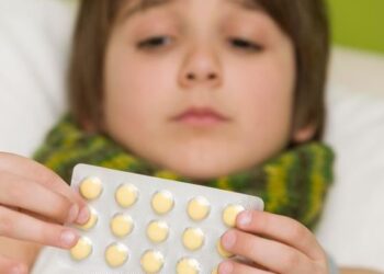 Pediatrët evropianë paralajmërojnë krizë të mungesës së ilaçeve