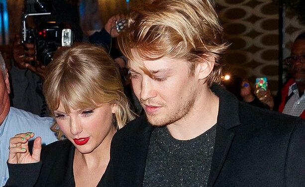 Merr fund marëdhënia 6-vjeçare e këngëtares Taylor Swift me aktorin Joe Alwyn