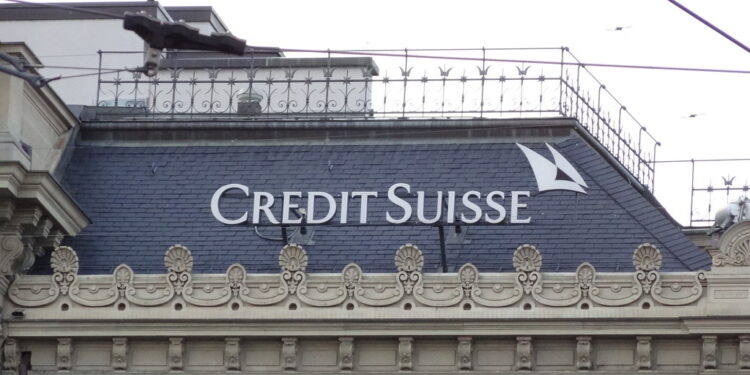 Credit Suisse në kolaps, humbet më shumë se 68-miliardë dollarë gjatë tremujorit të parë